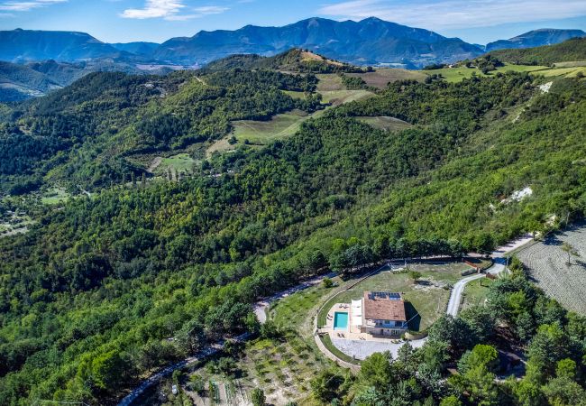 Villa a Acqualagna - Villa Montefalcone 8 Villa a Acqualagna - Villa Montefalcone 8