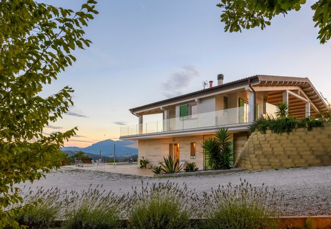 Villa a Acqualagna - Villa Montefalcone 8 Villa a Acqualagna - Villa Montefalcone 8