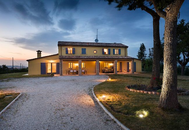 Villa a San Costanzo - Villa Elettra 12+2 Villa a San Costanzo - Villa Elettra 12+2