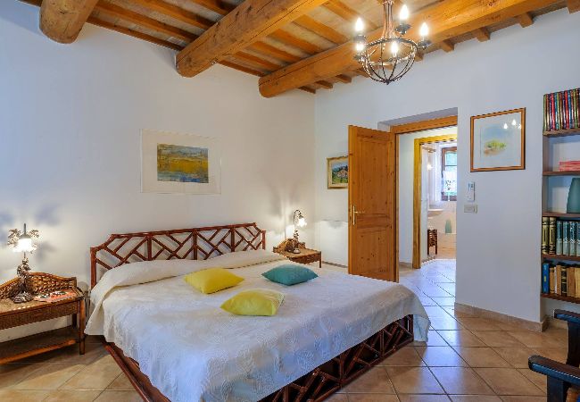 Villa a Mondavio - La Girolima 6+2 Villa a Mondavio - La Girolima 6+2