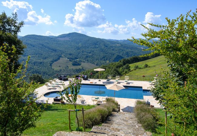 Villa a Apecchio - Ca Quattrocchi 10+3 Villa a Apecchio - Ca Quattrocchi 10+3