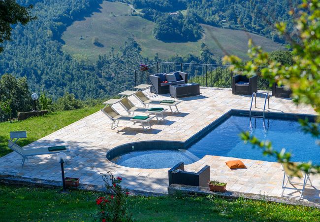 Villa a Apecchio - Ca Quattrocchi 10+3 Villa a Apecchio - Ca Quattrocchi 10+3