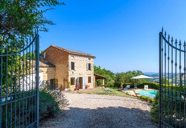 Villa a Ripe San Ginesio - Casa Felicità 8 Villa a Ripe San Ginesio - Casa Felicità 8