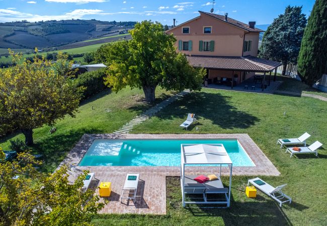 Villa a Piagge - Villa Traiani 8+2