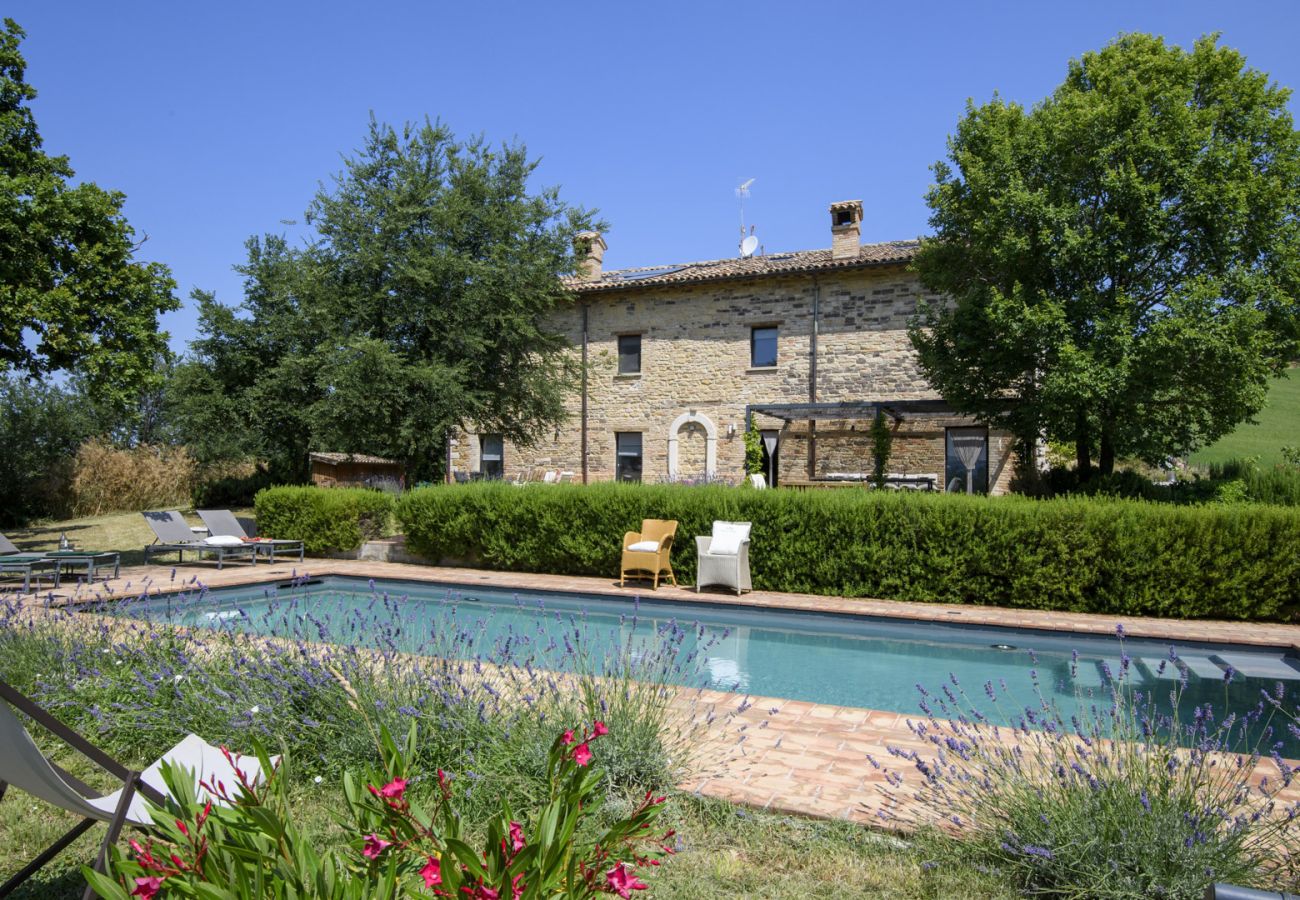 Villa a Isola del Piano - Villa Guaralda 16