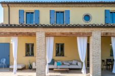 Villa a San Costanzo - Villa Elettra 8