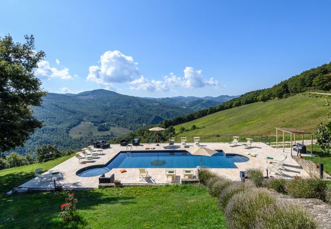 Villa in Apecchio - Ca Quattrocchi 10+3 Villa in Apecchio - Ca Quattrocchi 10+3