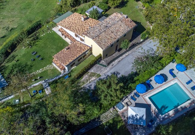 Villa in Piobbico - Acquanera 6+2