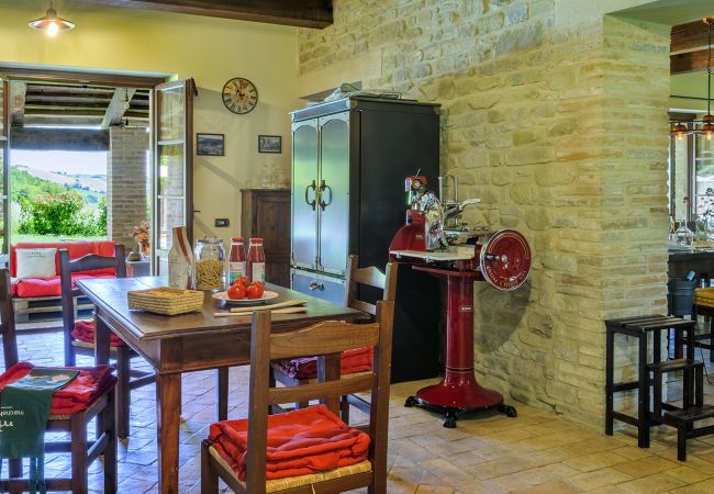 Villa in Sassocorvaro - Ca Seppe 8+4 Villa in Sassocorvaro - Ca Seppe 8+4