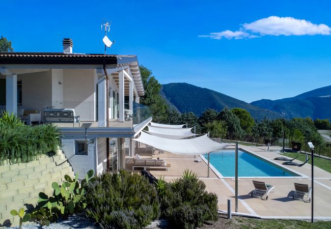 Villa in Acqualagna - Villa Montefalcone 8 Villa in Acqualagna - Villa Montefalcone 8