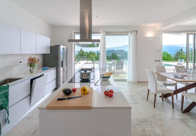 Villa in Acqualagna - Villa Montefalcone 8 Villa in Acqualagna - Villa Montefalcone 8