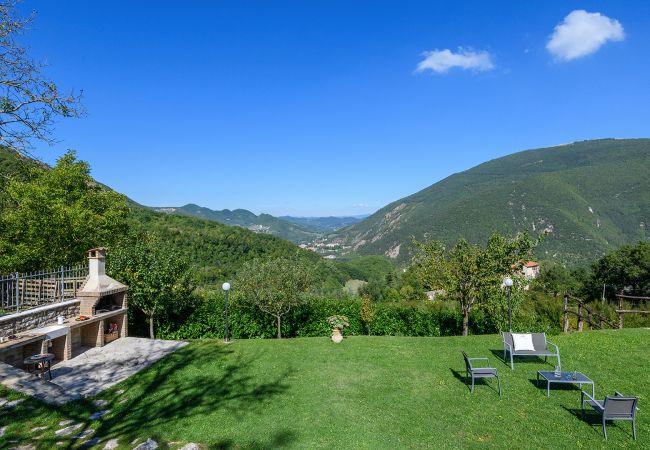 Villa in Piobbico - Acquanera 6+2 Villa in Piobbico - Acquanera 6+2