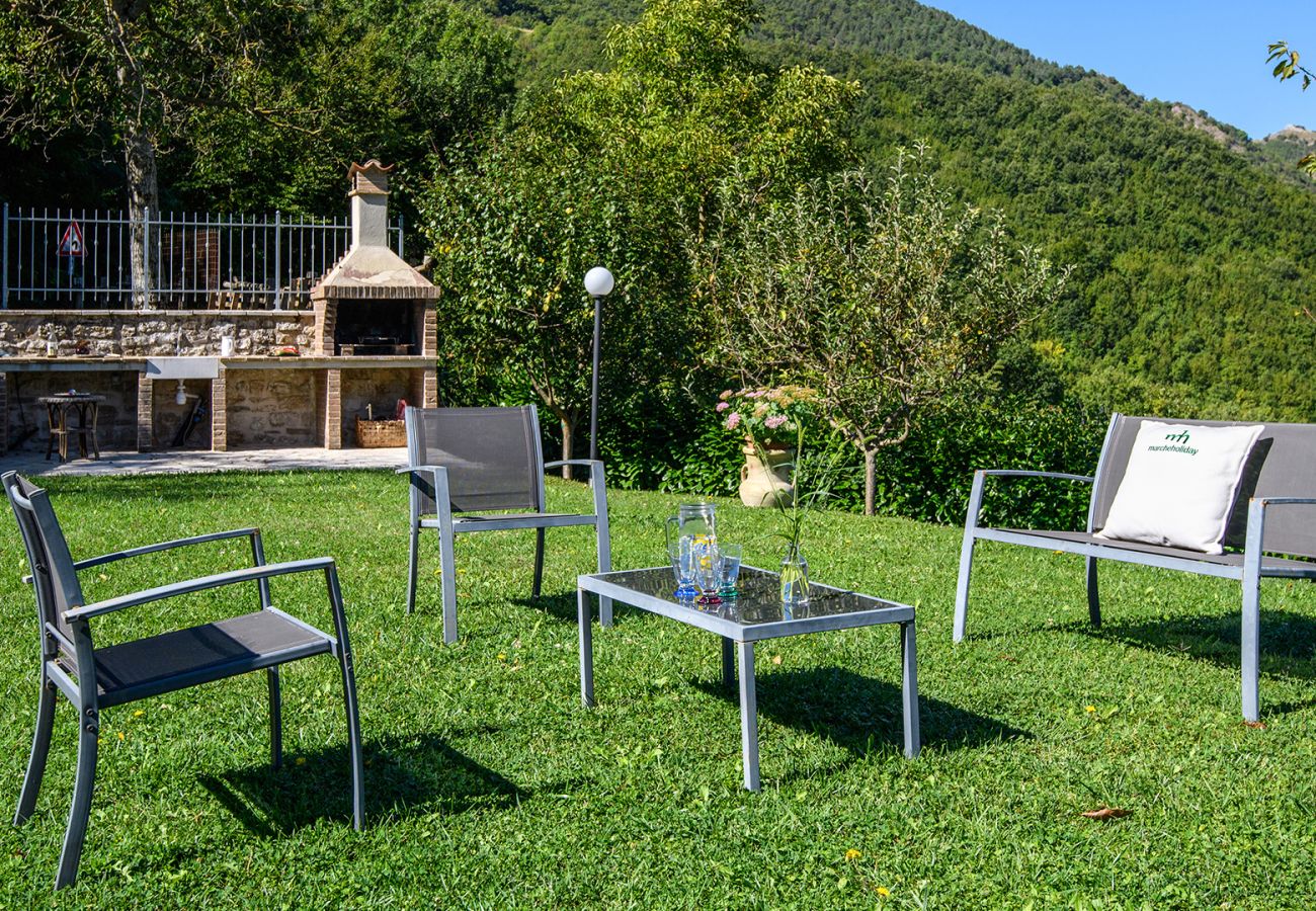 Villa in Piobbico - Acquanera 6+2 Villa in Piobbico - Acquanera 6+2