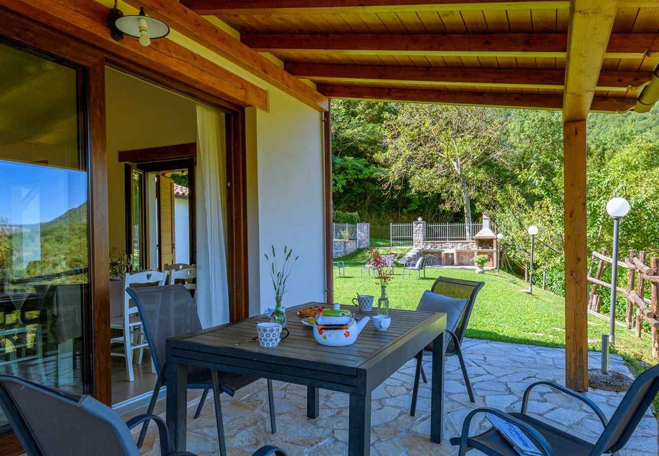 Villa in Piobbico - Acquanera 6+2 Villa in Piobbico - Acquanera 6+2