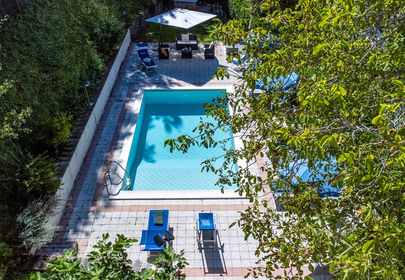 Villa in Piobbico - Acquanera 6+2 Villa in Piobbico - Acquanera 6+2