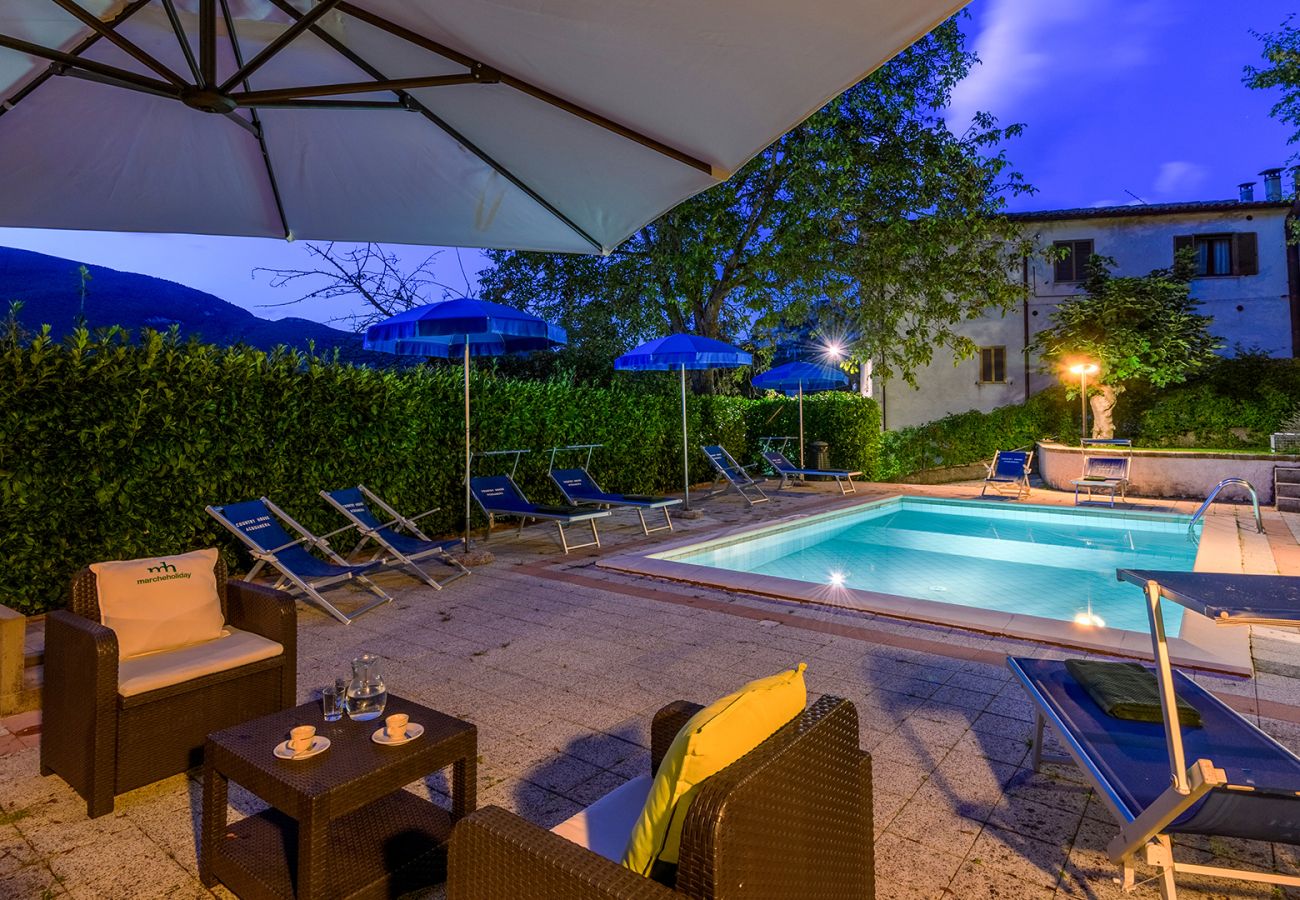 Villa in Piobbico - Acquanera 6+2 Villa in Piobbico - Acquanera 6+2