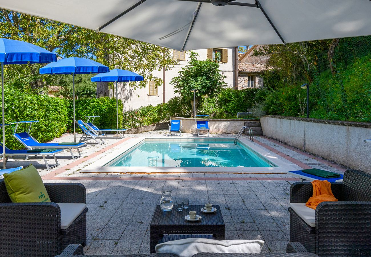 Villa in Piobbico - Acquanera 6+2 Villa in Piobbico - Acquanera 6+2