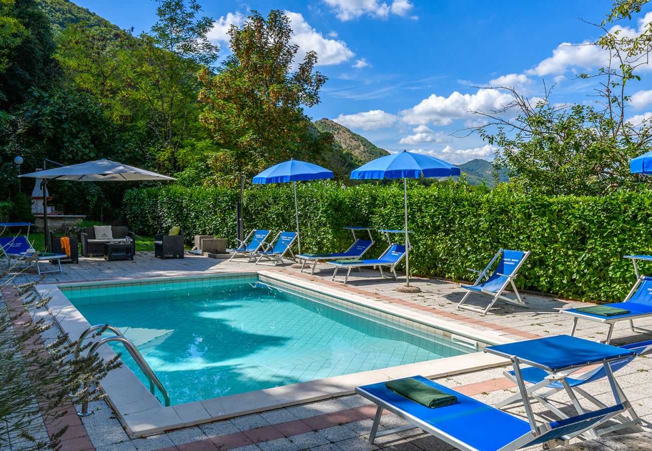 Villa in Piobbico - Acquanera 6+2 Villa in Piobbico - Acquanera 6+2