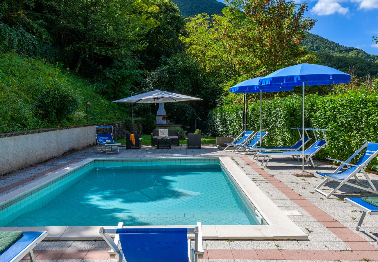 Villa in Piobbico - Acquanera 6+2 Villa in Piobbico - Acquanera 6+2