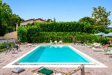 Villa in Acqualagna - Villa Colle 7+1