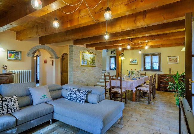 Villa in Cartoceto - Casale Partemio 8 Villa in Cartoceto - Casale Partemio 8