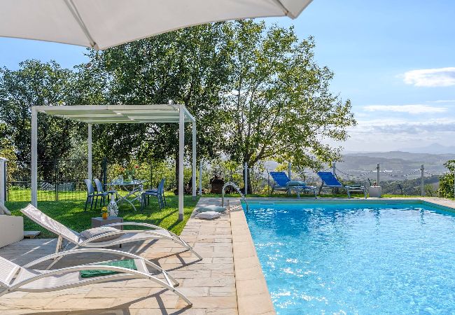 Villa in Cartoceto - Casale Partemio 8 Villa in Cartoceto - Casale Partemio 8