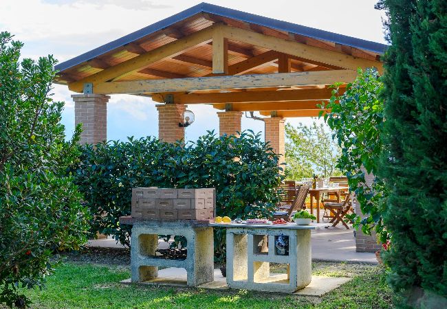 Villa in Cartoceto - Casale Partemio 8 Villa in Cartoceto - Casale Partemio 8