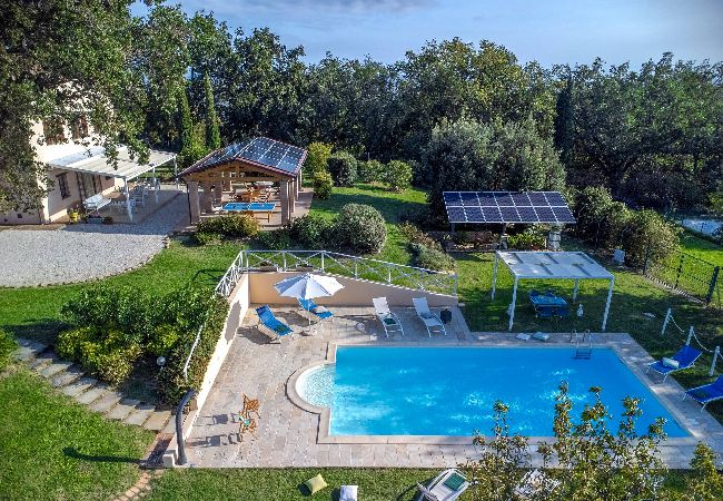 Villa in Cartoceto - Casale Partemio 8 Villa in Cartoceto - Casale Partemio 8