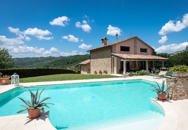 Villa in Apecchio - Chipieri 4+2 Villa in Apecchio - Chipieri 4+2